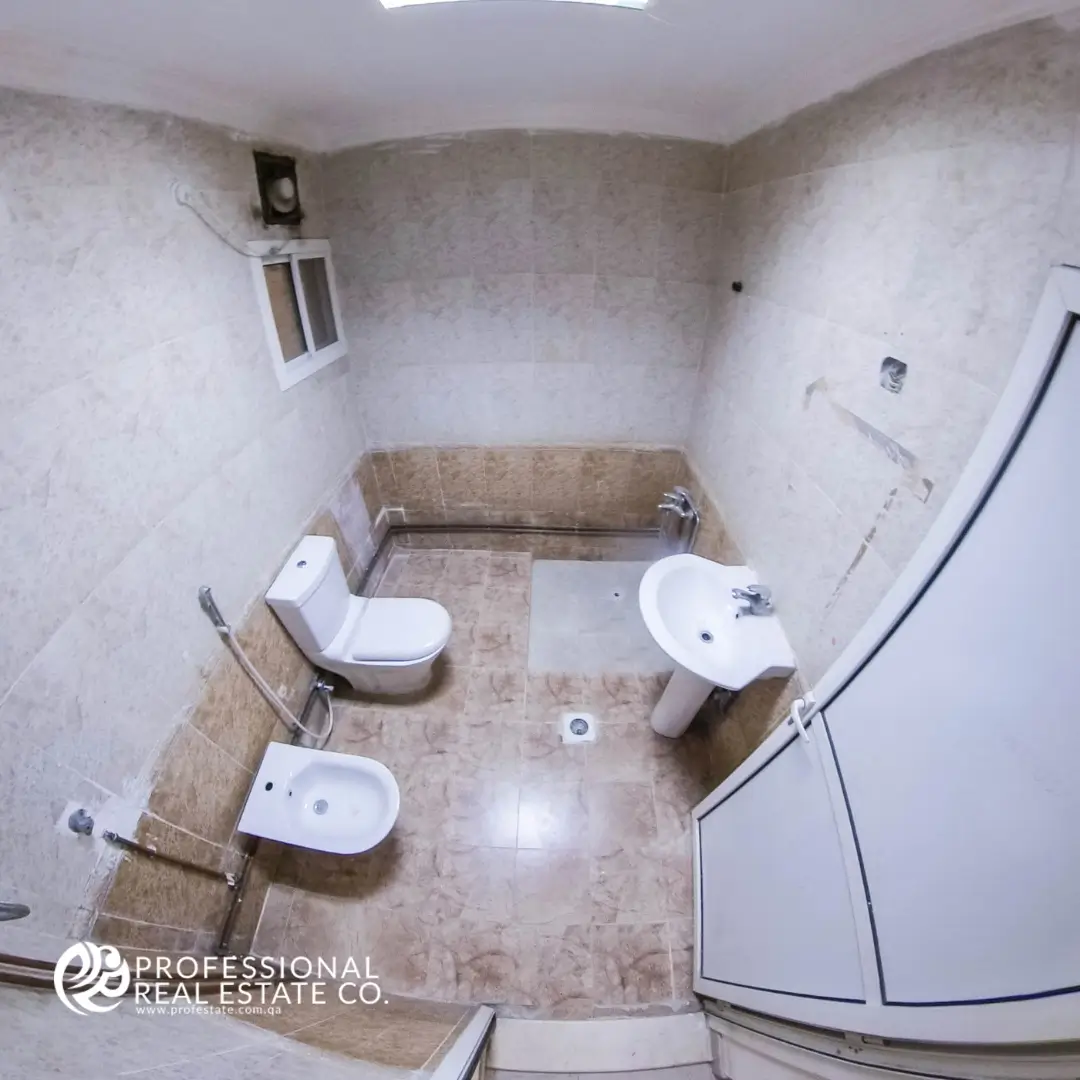 Bathroom in 2-room office space in Al Rayyan – Clean, modern, and ready for use