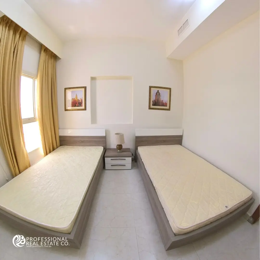 Spacious fully furnished flat in 3 BHK apartment for rent in Muntazah, Doha – Modern and cozy