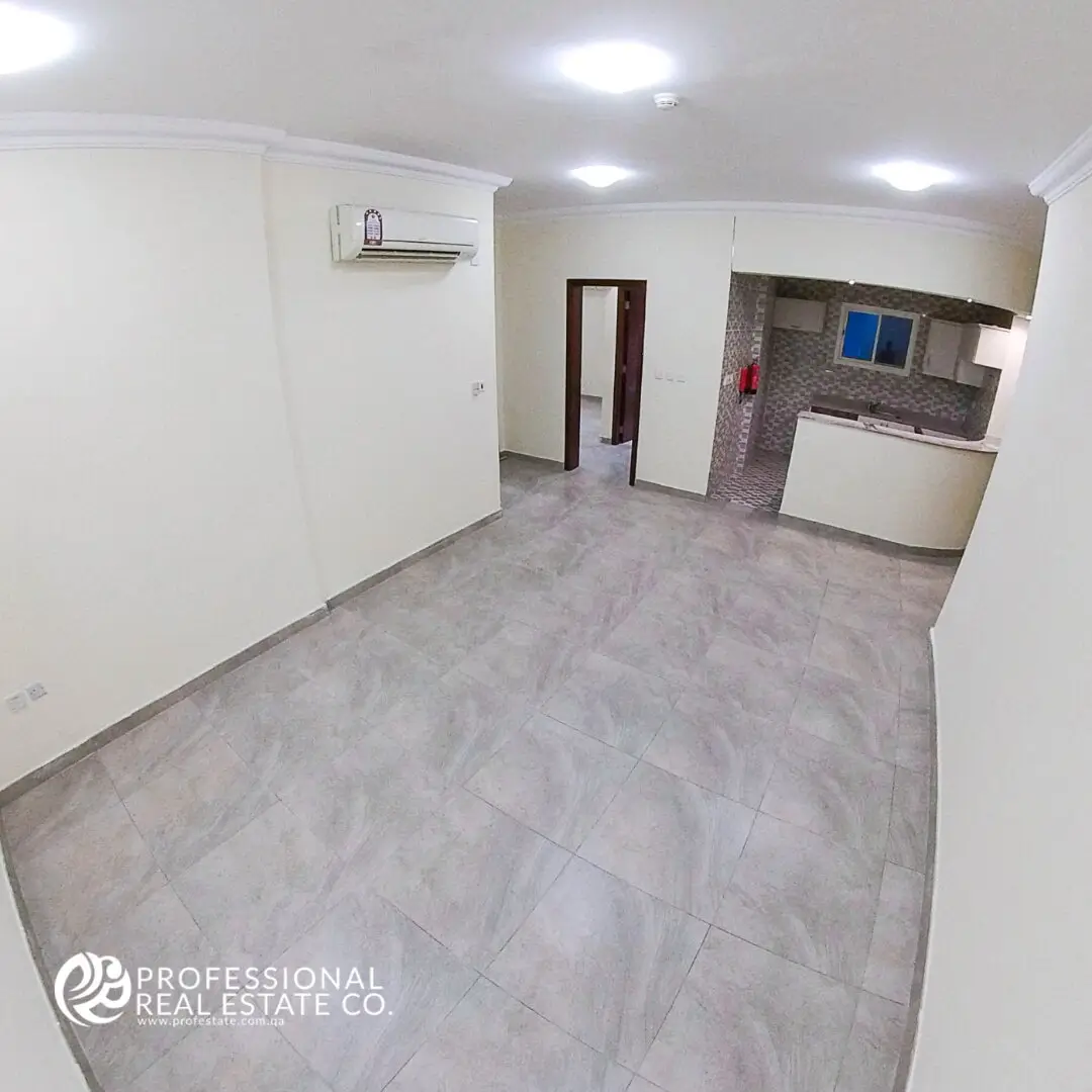 Spacious Living Room in Unfurnished 2 BHK Apartment in Muntazah