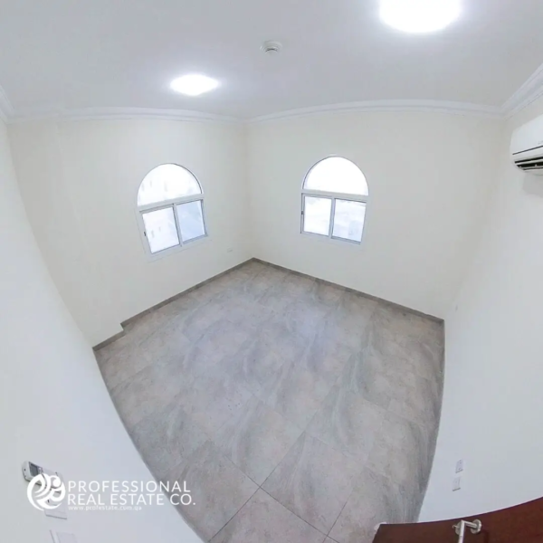 Cozy Third Bedroom in Unfurnished 3 BHK Apartment in Muntazah