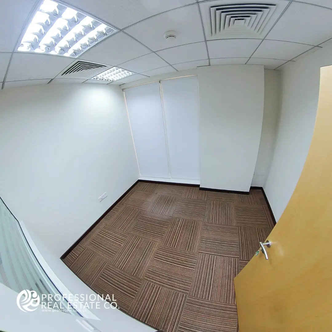 Office Room 5 in unfurnished office open space in Bin Mahmoud, Doha