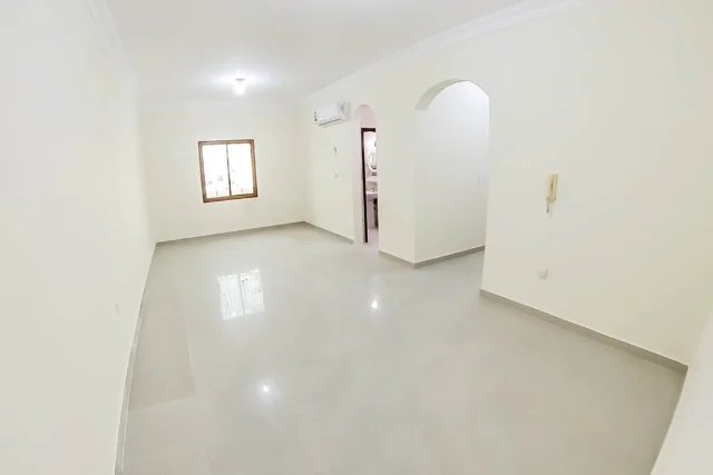 Unfurnished | 3 BHK Apartment in Muntazah | For Family Only